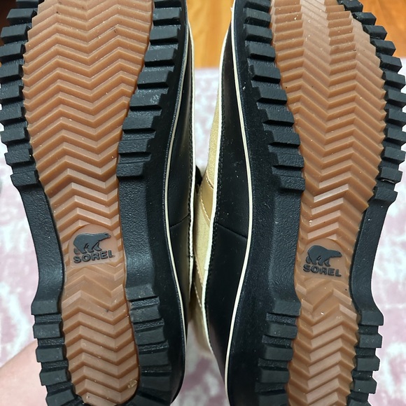 Sorel Tivoli boot. Size 9.5 Women’s. Worn once! - Picture 4 of 5